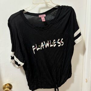 Black t shirt plus size